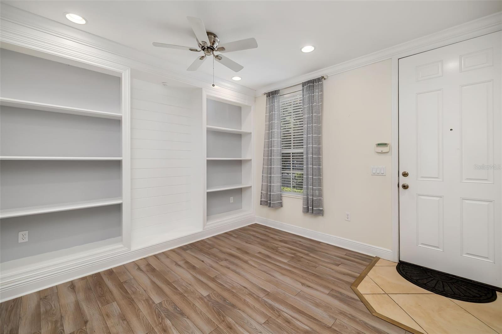 HARBORAGE ON BRADEN RIVER PH II - Residential