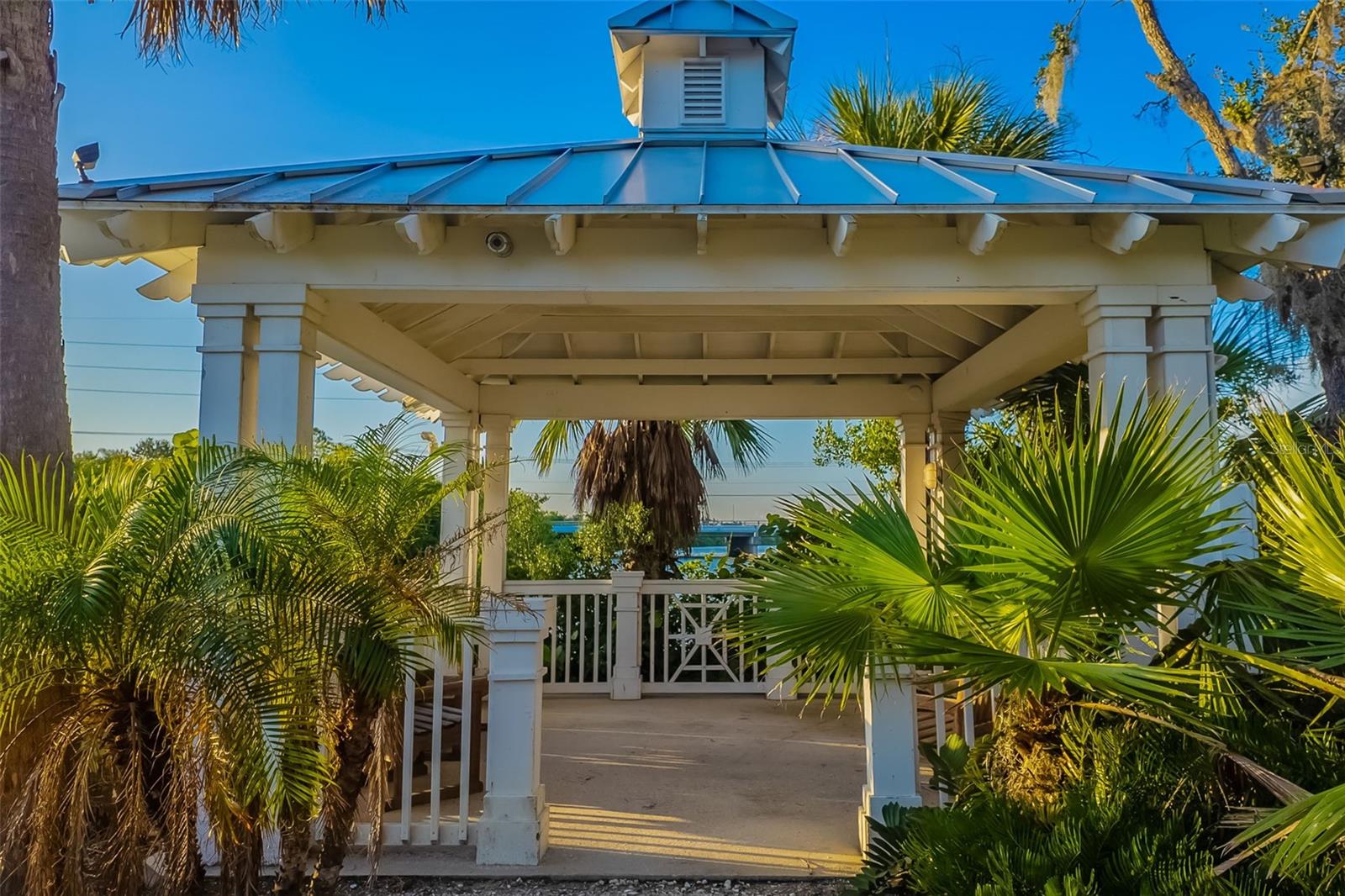 HARBORAGE ON BRADEN RIVER PH II - Residential