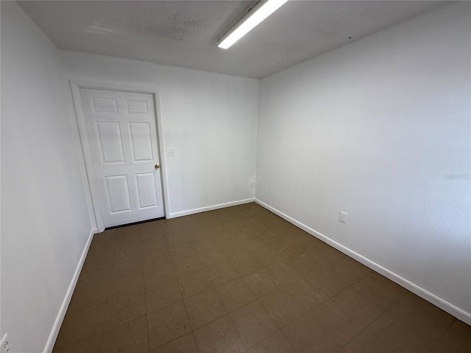 GEORGE S MAYO SUB/SILVER SPGS - Commercial Lease