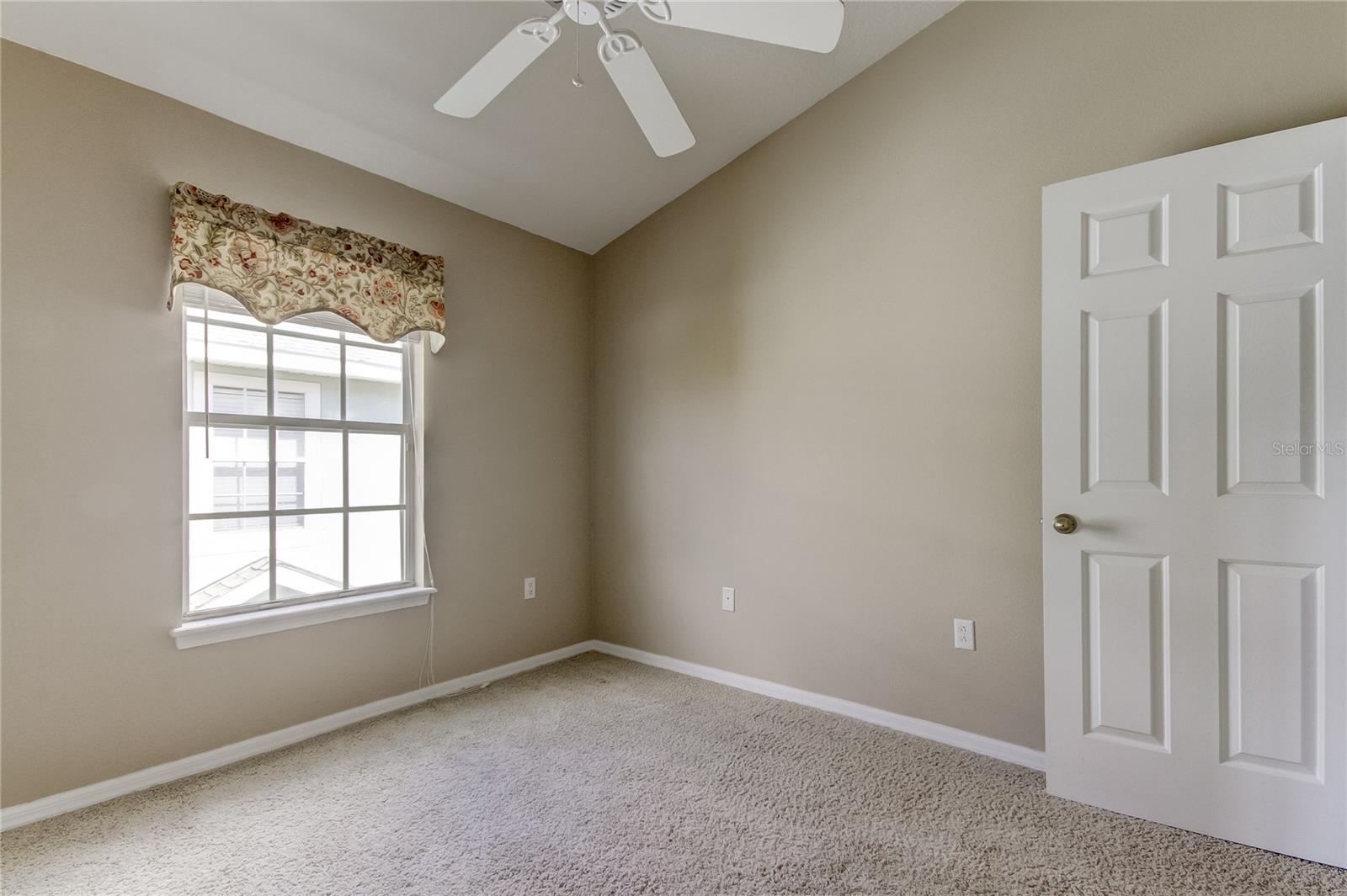 LITTLE CREEK - Residential Lease