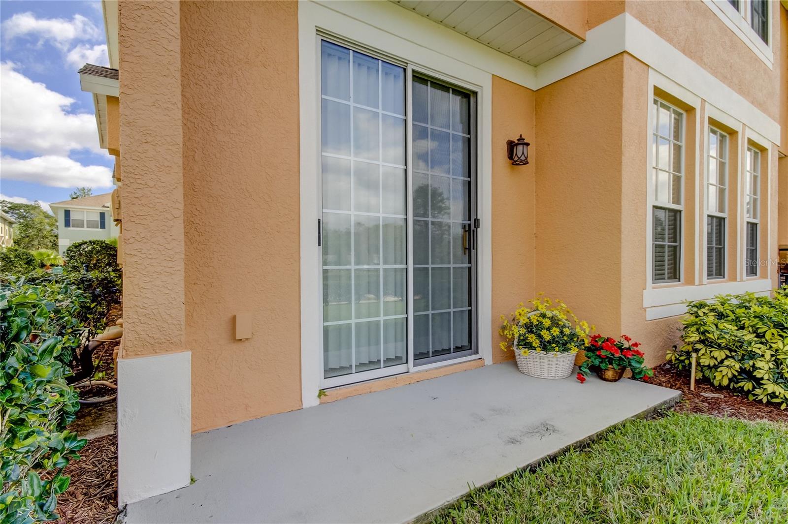 LITTLE CREEK - Residential Lease