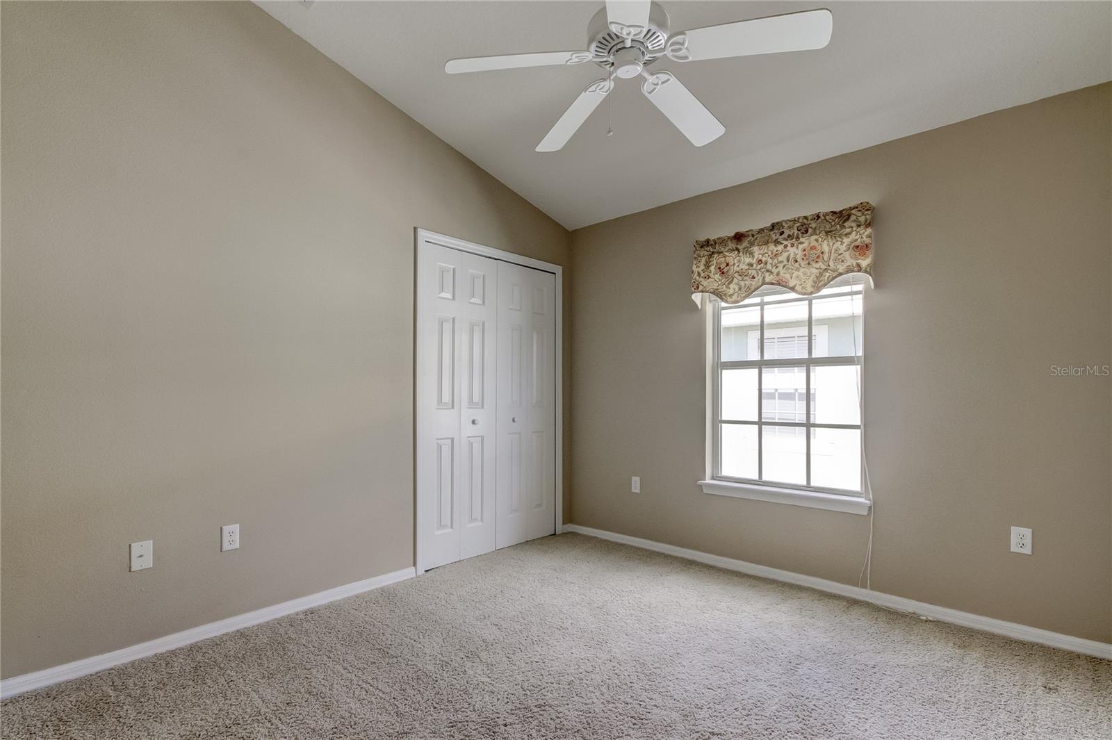 LITTLE CREEK - Residential Lease