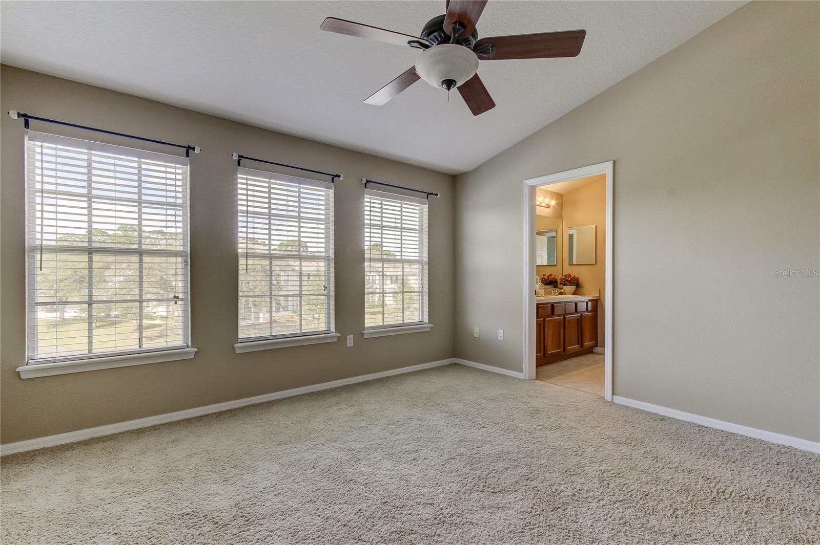 LITTLE CREEK - Residential Lease