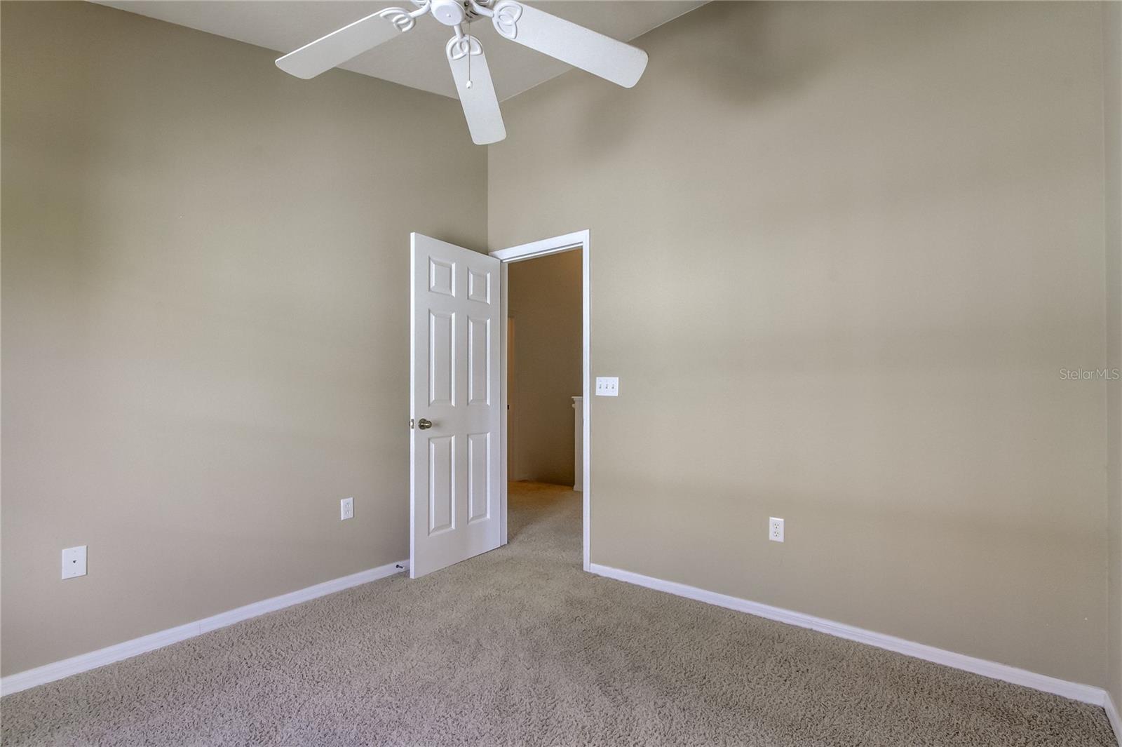 LITTLE CREEK - Residential Lease
