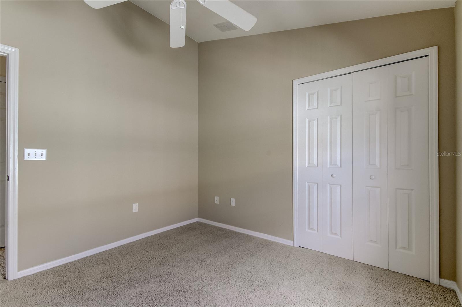 LITTLE CREEK - Residential Lease