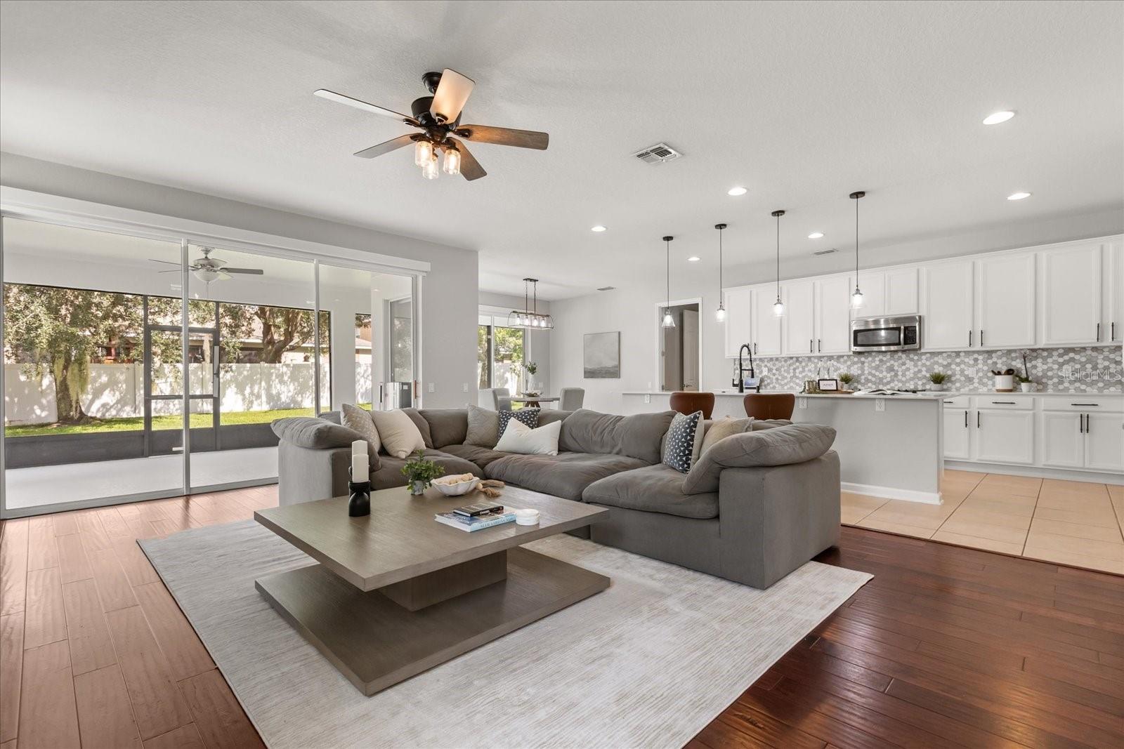 LAKE SAWYER SOUTH PH 01 - Residential