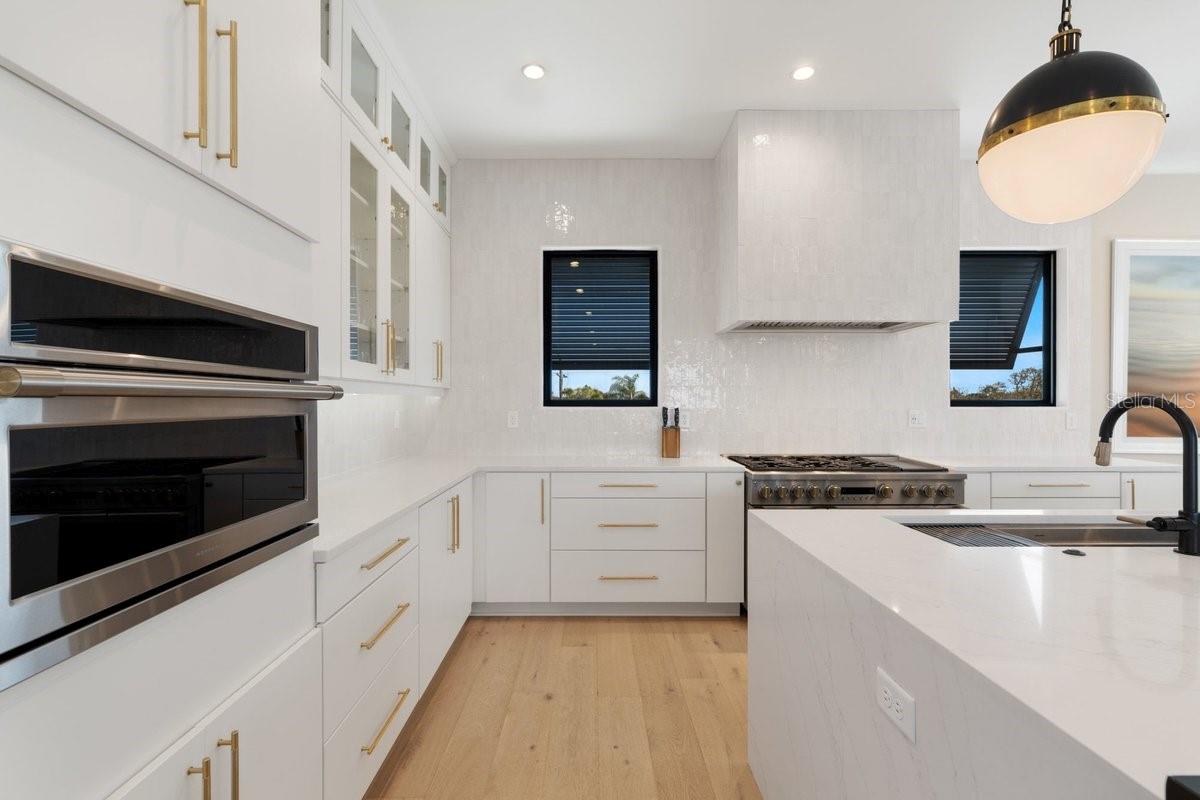 CALLALISA LAND CONDO - Residential