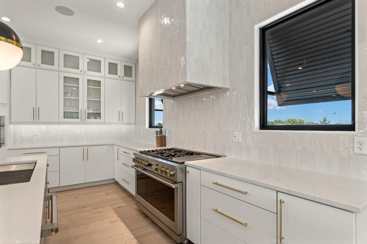 CALLALISA LAND CONDO - Residential