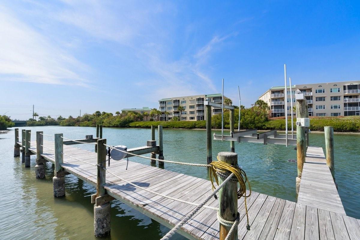 CALLALISA LAND CONDO - Residential