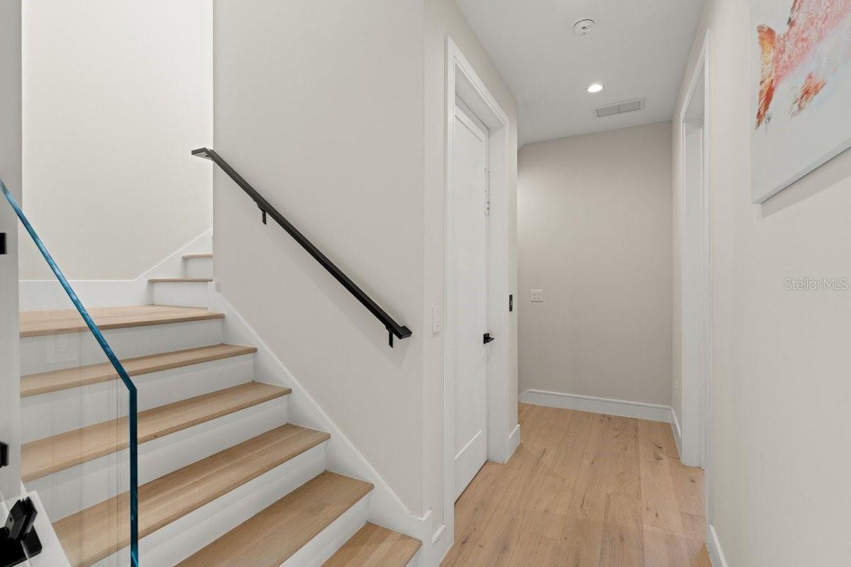 CALLALISA LAND CONDO - Residential