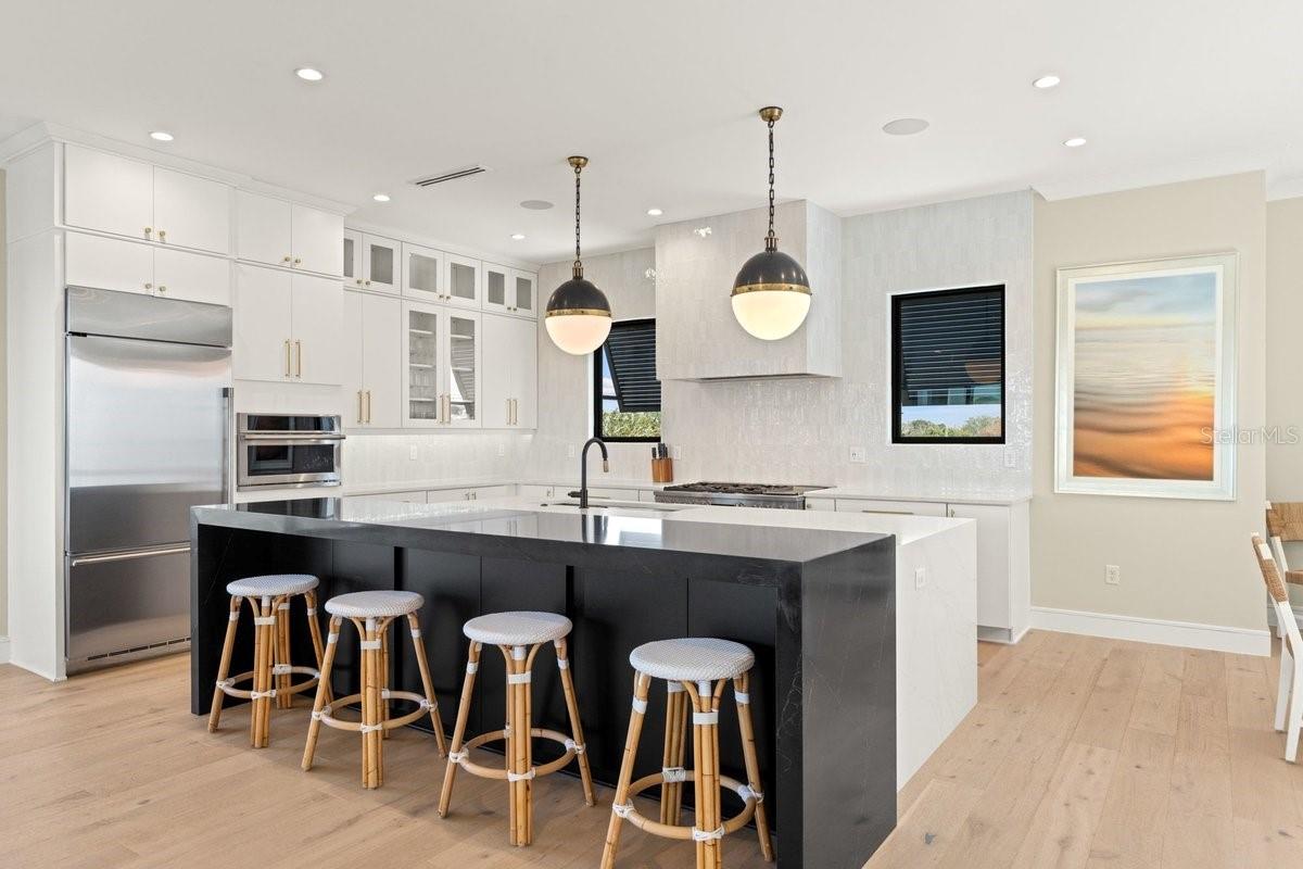 CALLALISA LAND CONDO - Residential