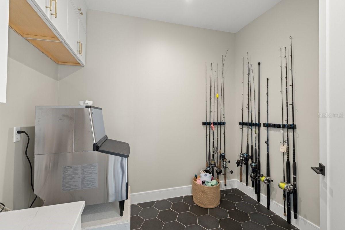 CALLALISA LAND CONDO - Residential