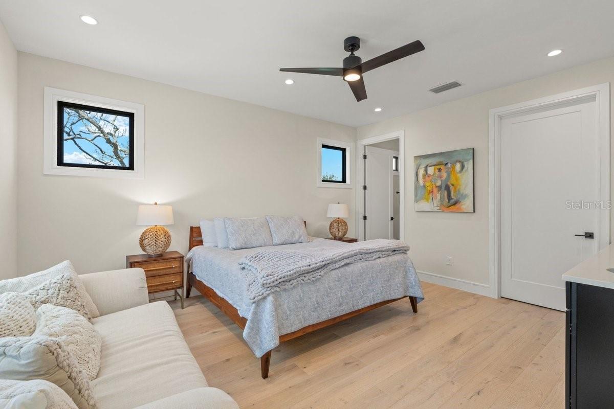 CALLALISA LAND CONDO - Residential