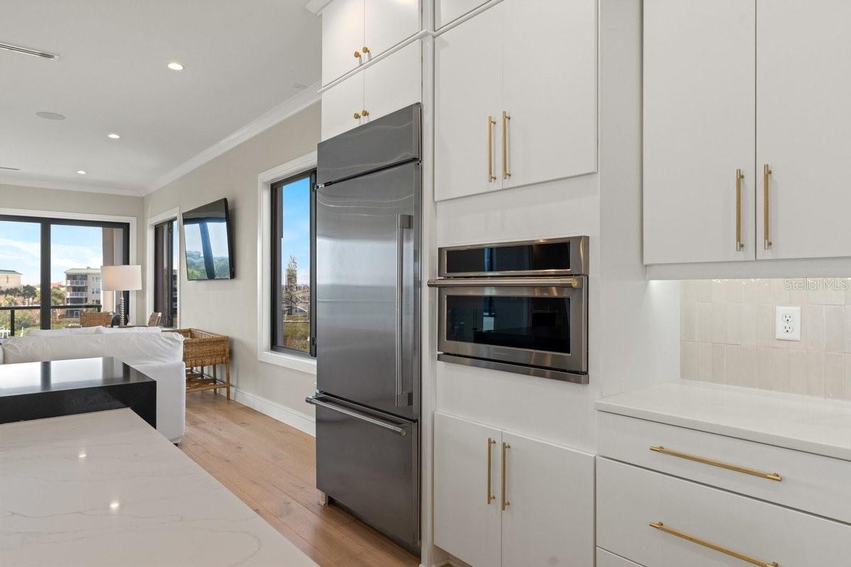 CALLALISA LAND CONDO - Residential