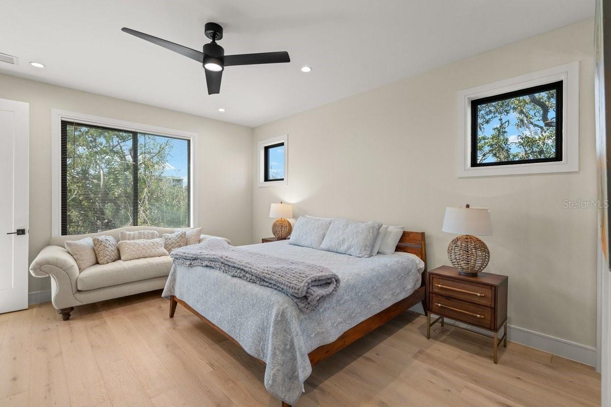 CALLALISA LAND CONDO - Residential