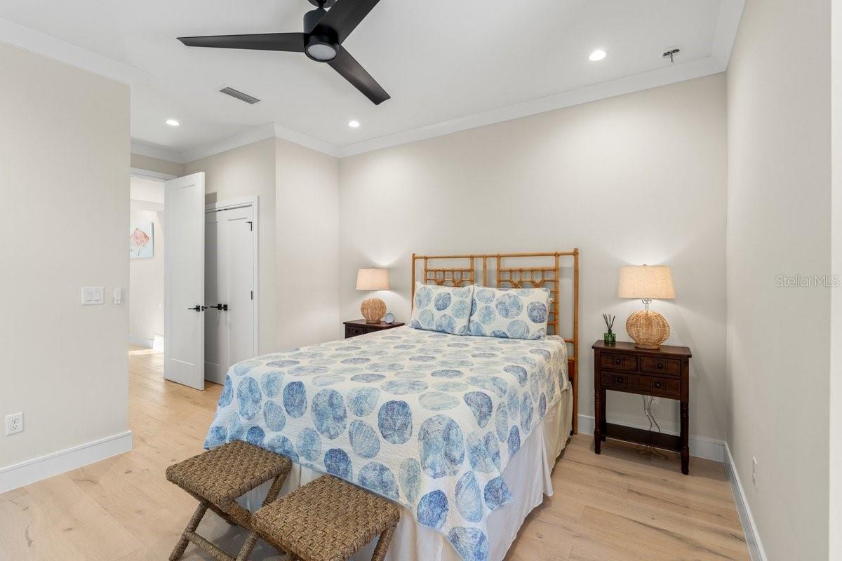 CALLALISA LAND CONDO - Residential