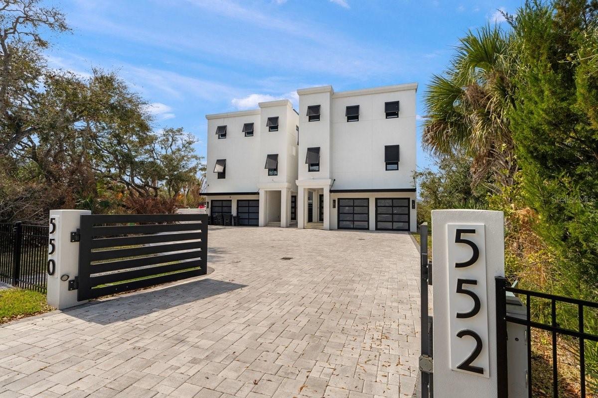 CALLALISA LAND CONDO - Residential