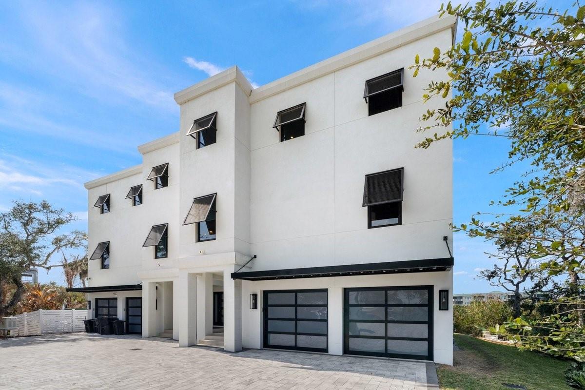 CALLALISA LAND CONDO - Residential