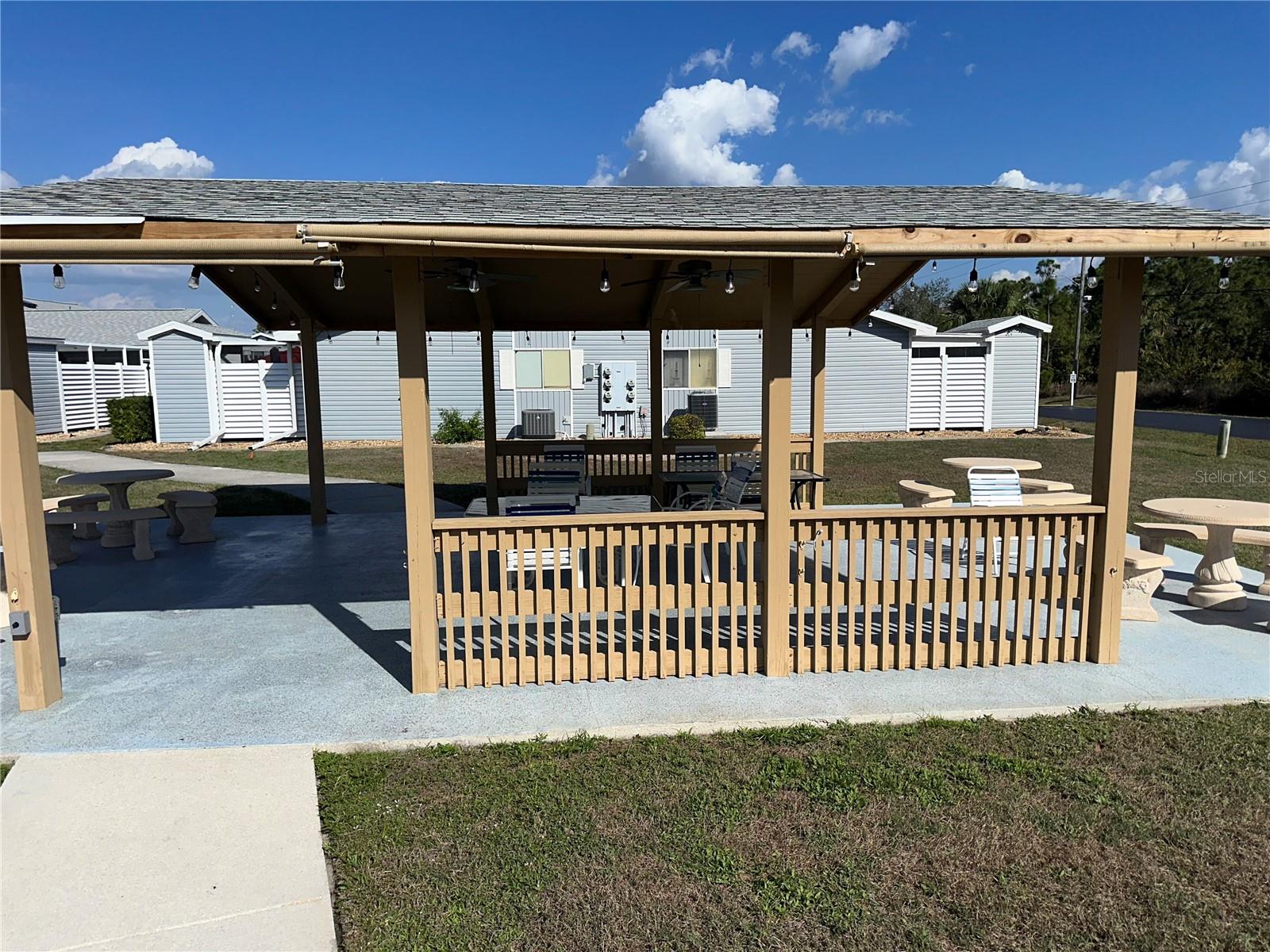 LOVELAND COURTYARDS PH 01 - Residential