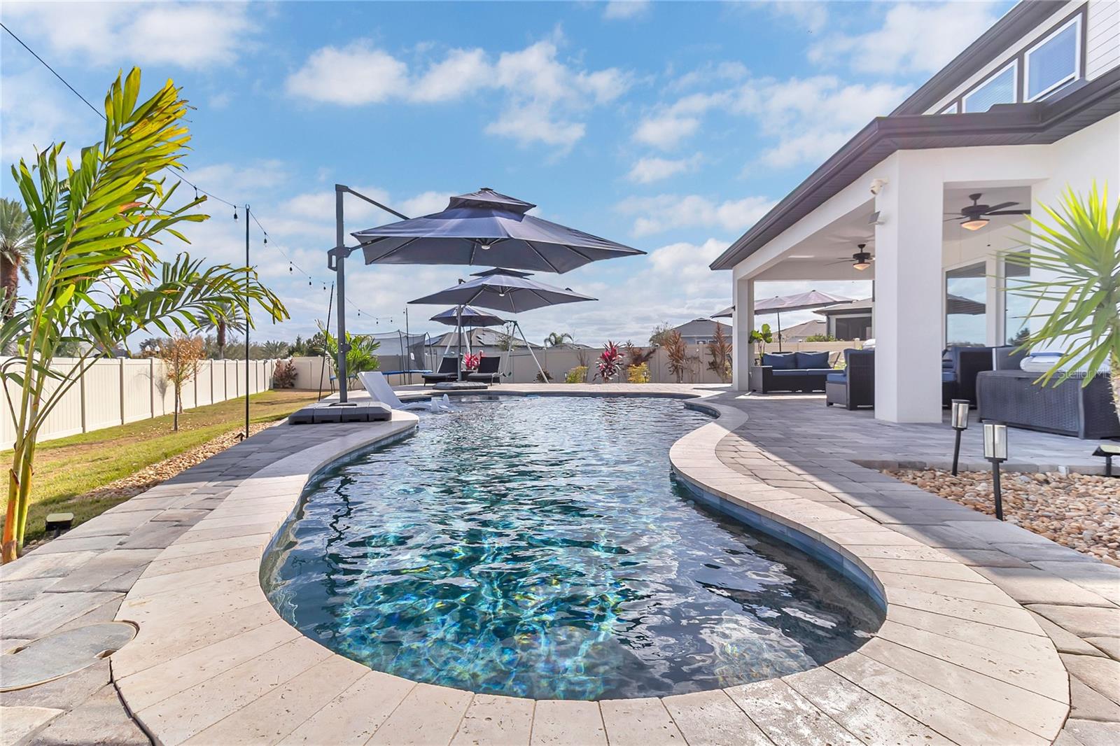 JOHNS LAKE LNDG PH 6 - Residential