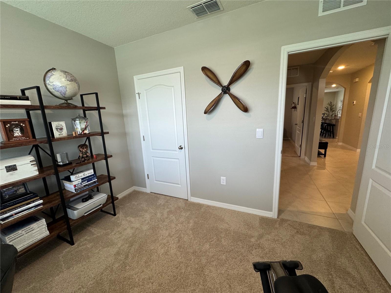 HAMMOCK RESERVE - Residential Lease