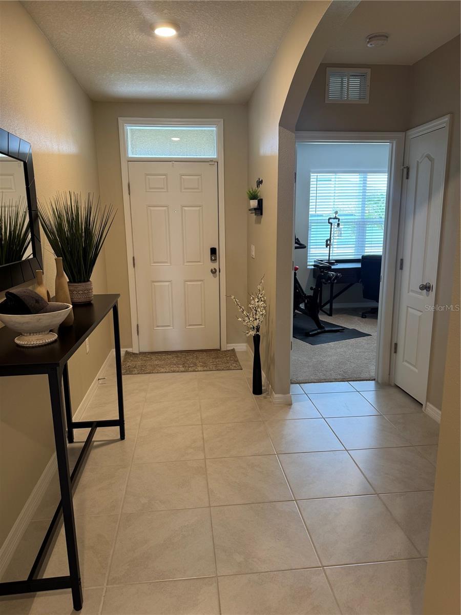 HAMMOCK RESERVE - Residential Lease