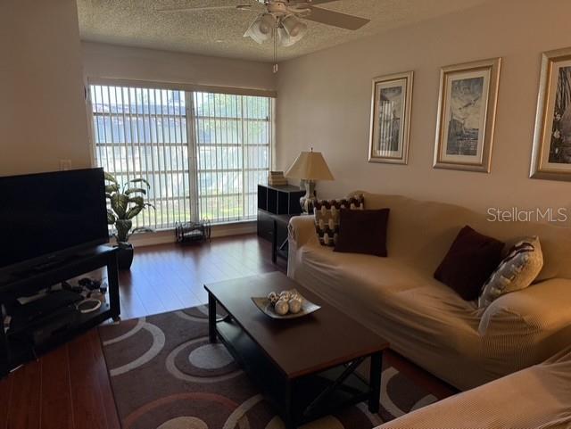 WILLOWBROOK 3 CONDO AMD - Residential