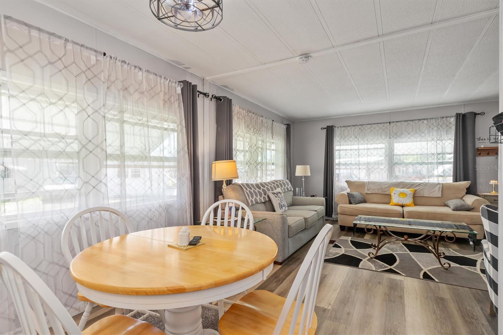 LAZY LAGOON MOB HME PARK COOP - Residential