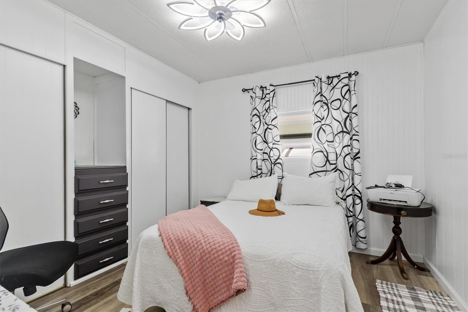 LAZY LAGOON MOB HME PARK COOP - Residential