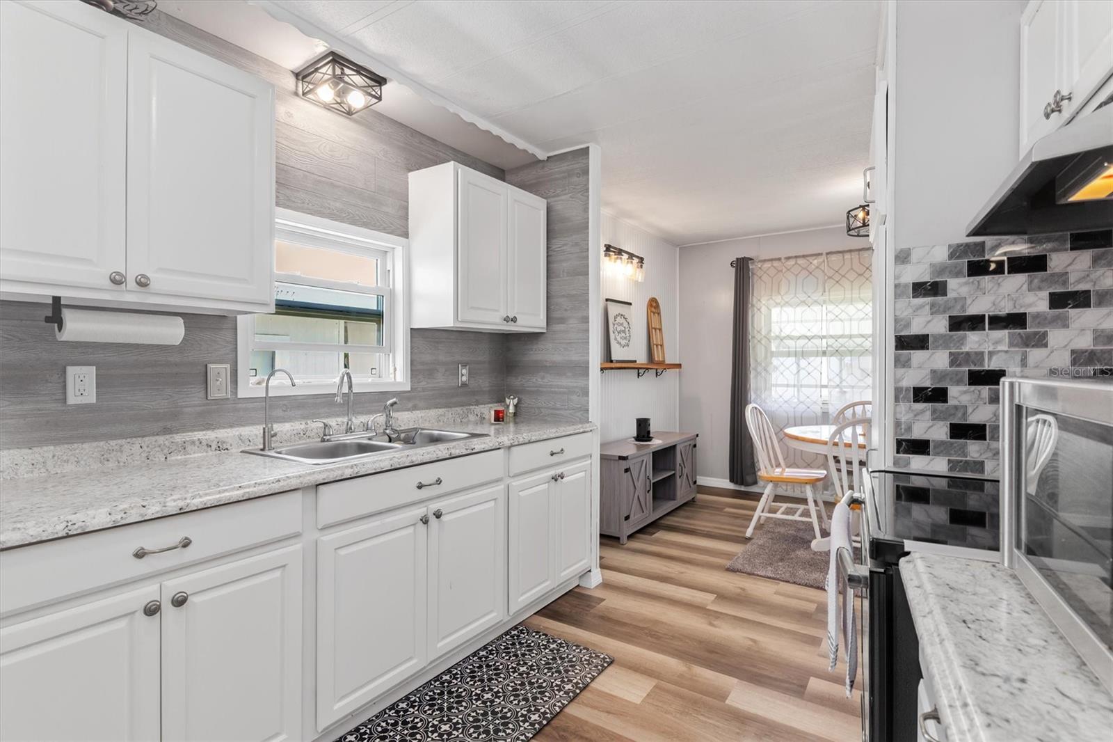 LAZY LAGOON MOB HME PARK COOP - Residential