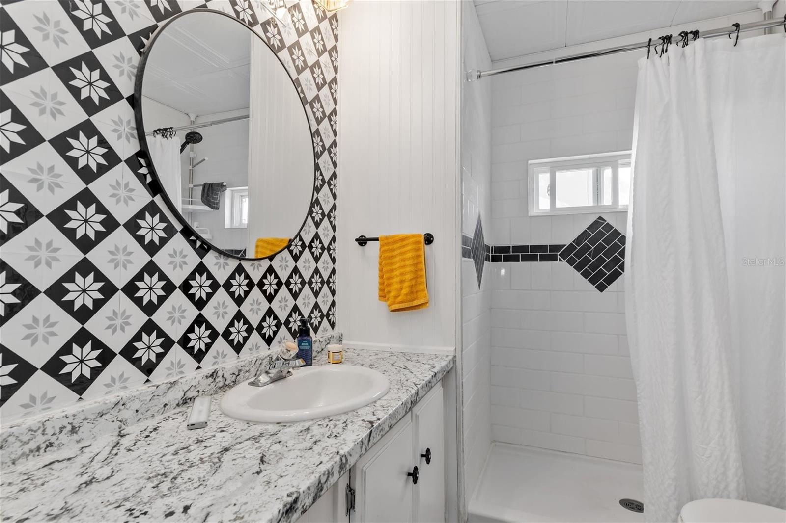 LAZY LAGOON MOB HME PARK COOP - Residential