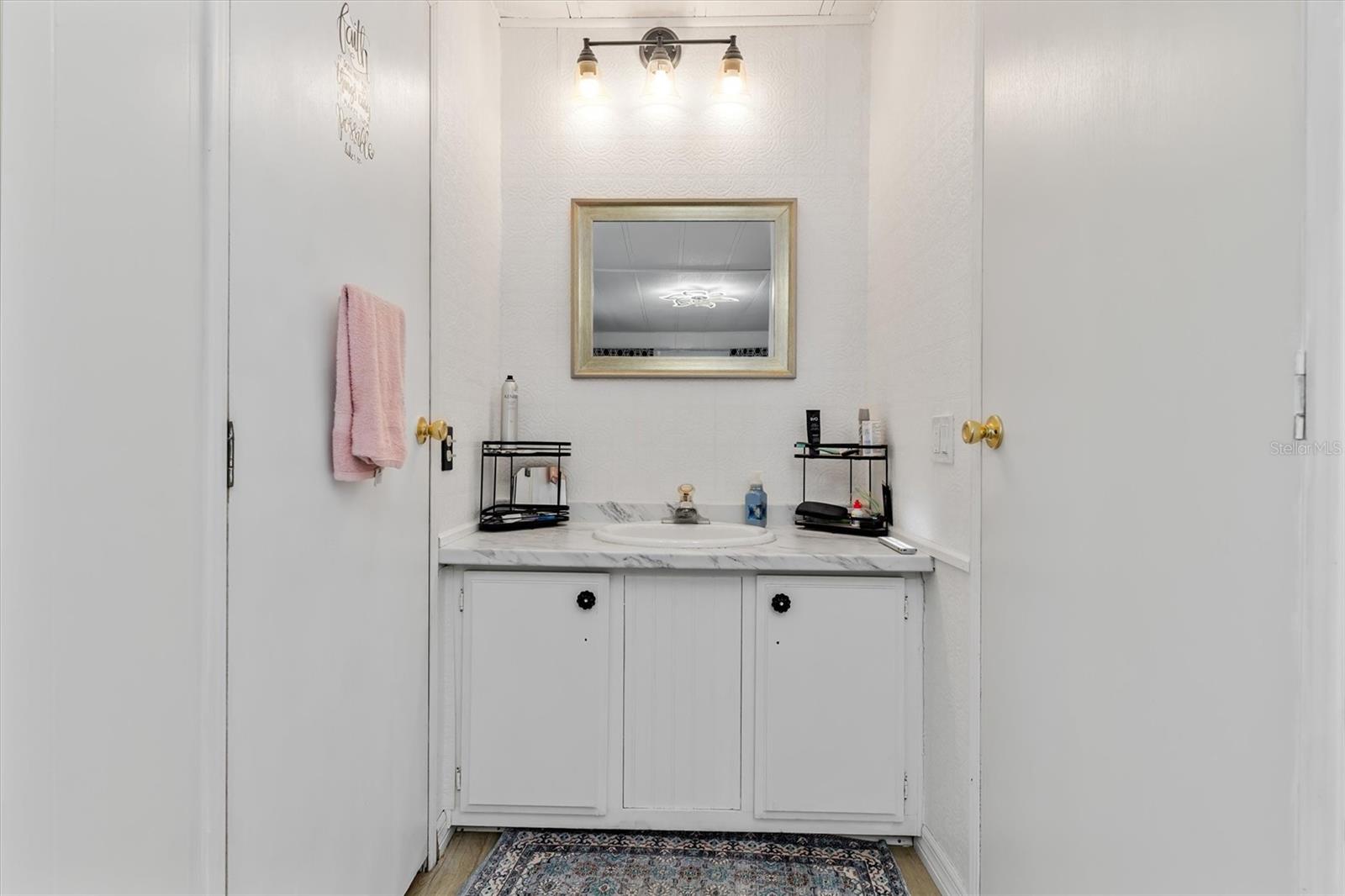 LAZY LAGOON MOB HME PARK COOP - Residential