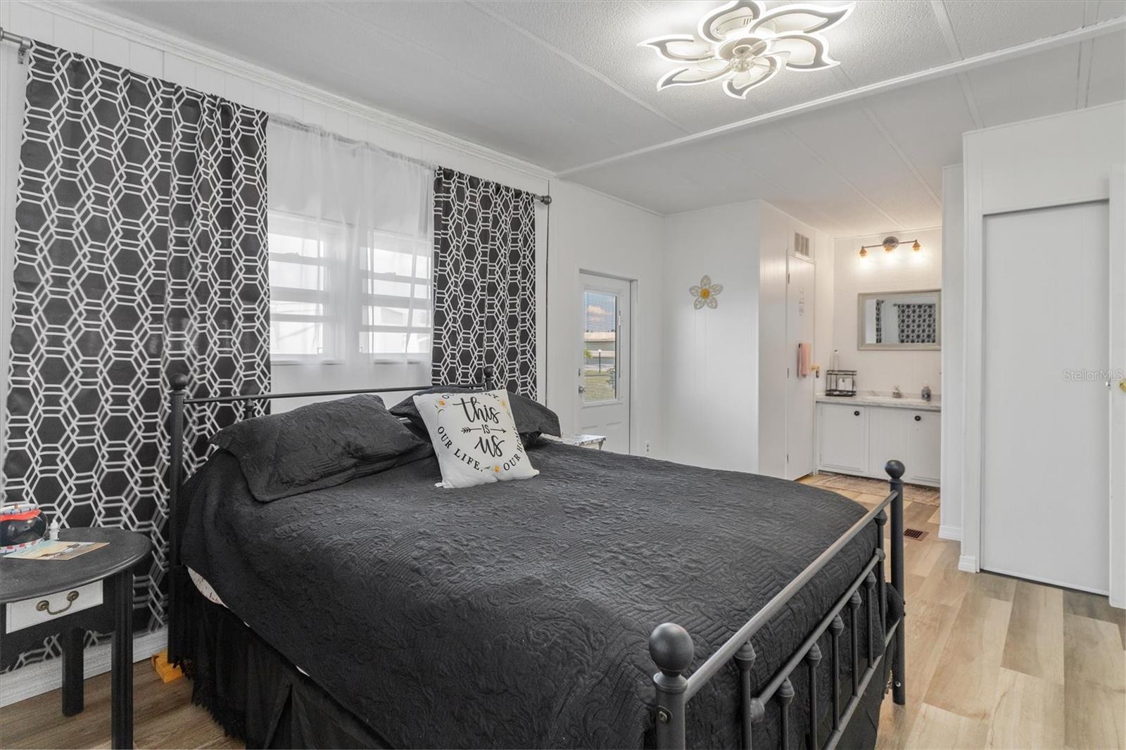 LAZY LAGOON MOB HME PARK COOP - Residential