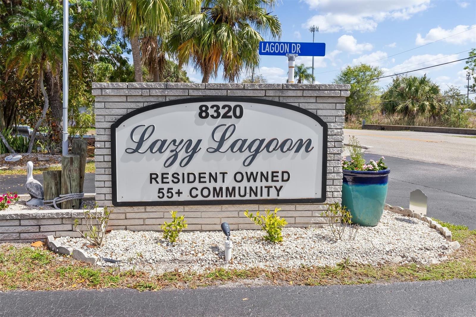 LAZY LAGOON MOB HME PARK COOP - Residential