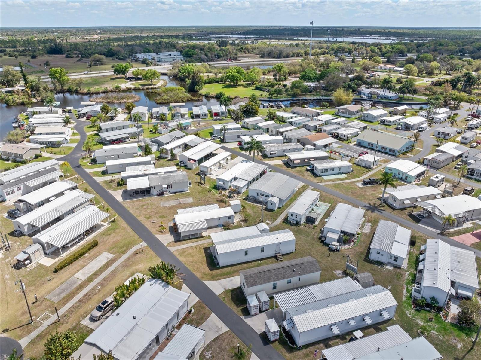 LAZY LAGOON MOB HME PARK COOP - Residential