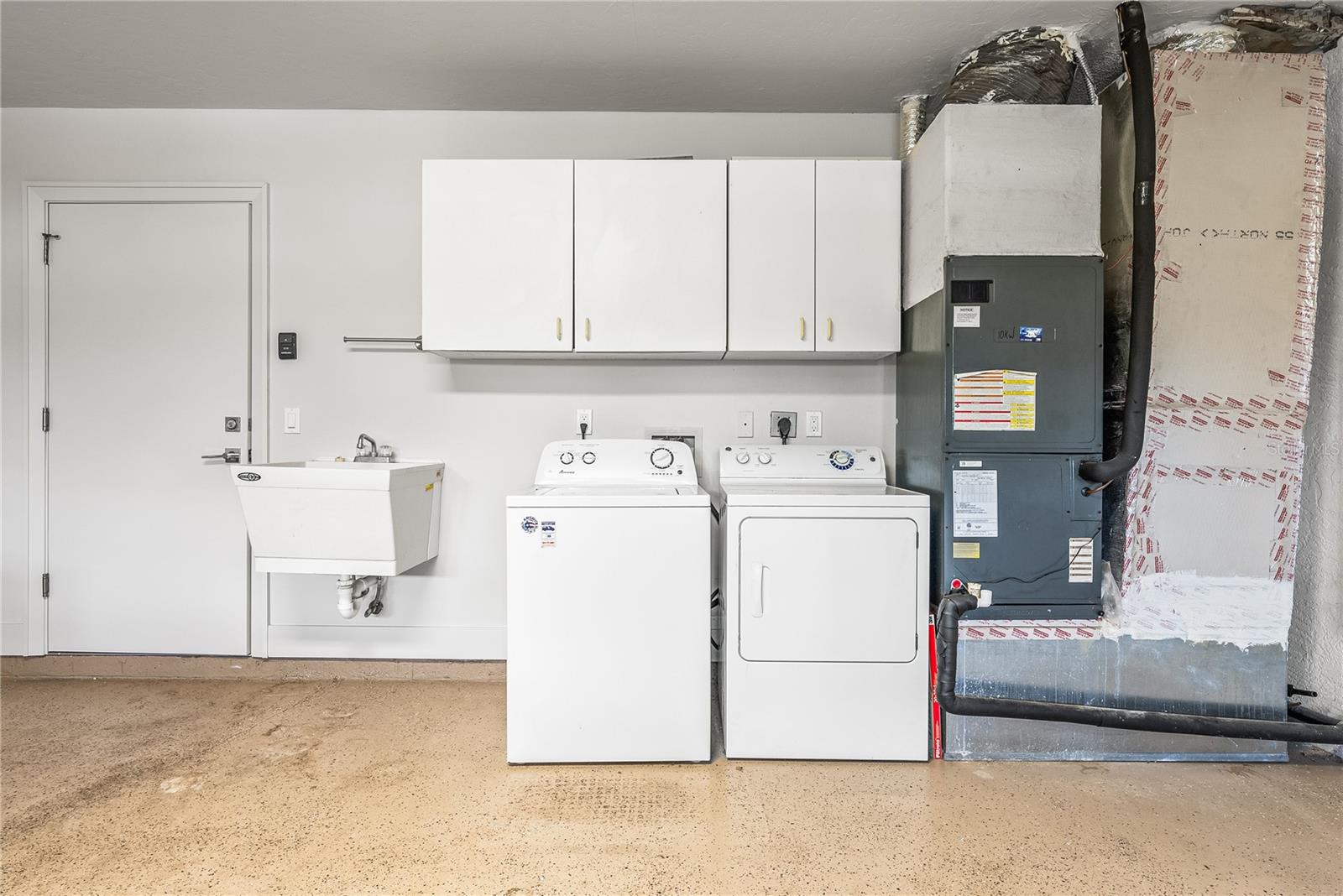 VILLAGE AT BEEKMAN PLACE - Residential