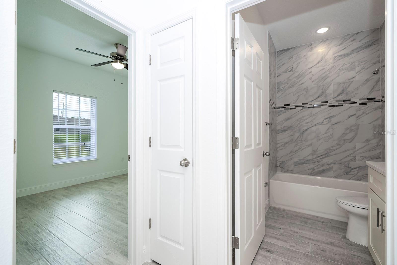 MARION OAKS UN 06 - Residential