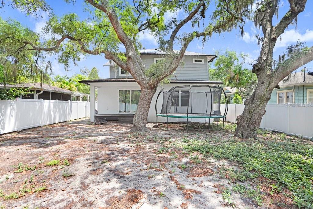 HAMNERS SHADOWLAWN - Residential