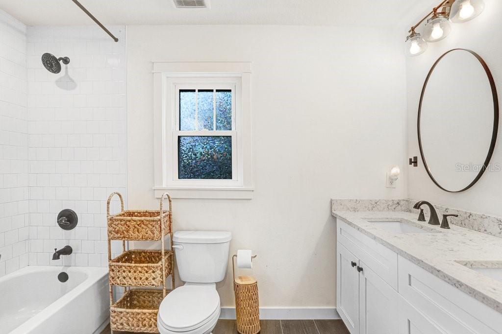 HAMNERS SHADOWLAWN - Residential