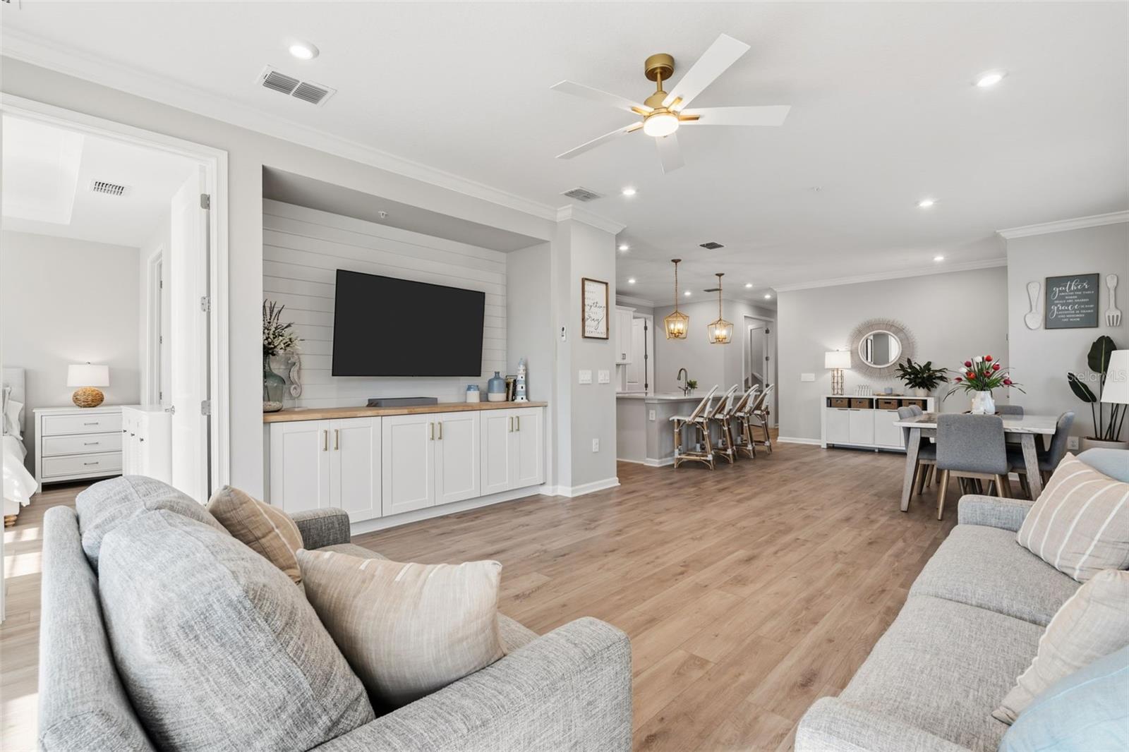 SUNSTONE VILLAGE F5 PH 2 - Residential