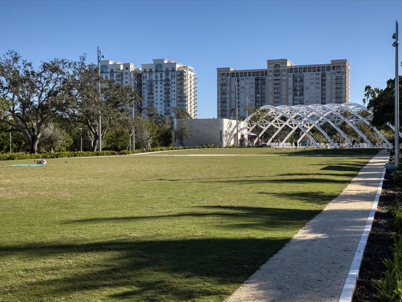 CONDO ON THE BAY TOWER II - Residential