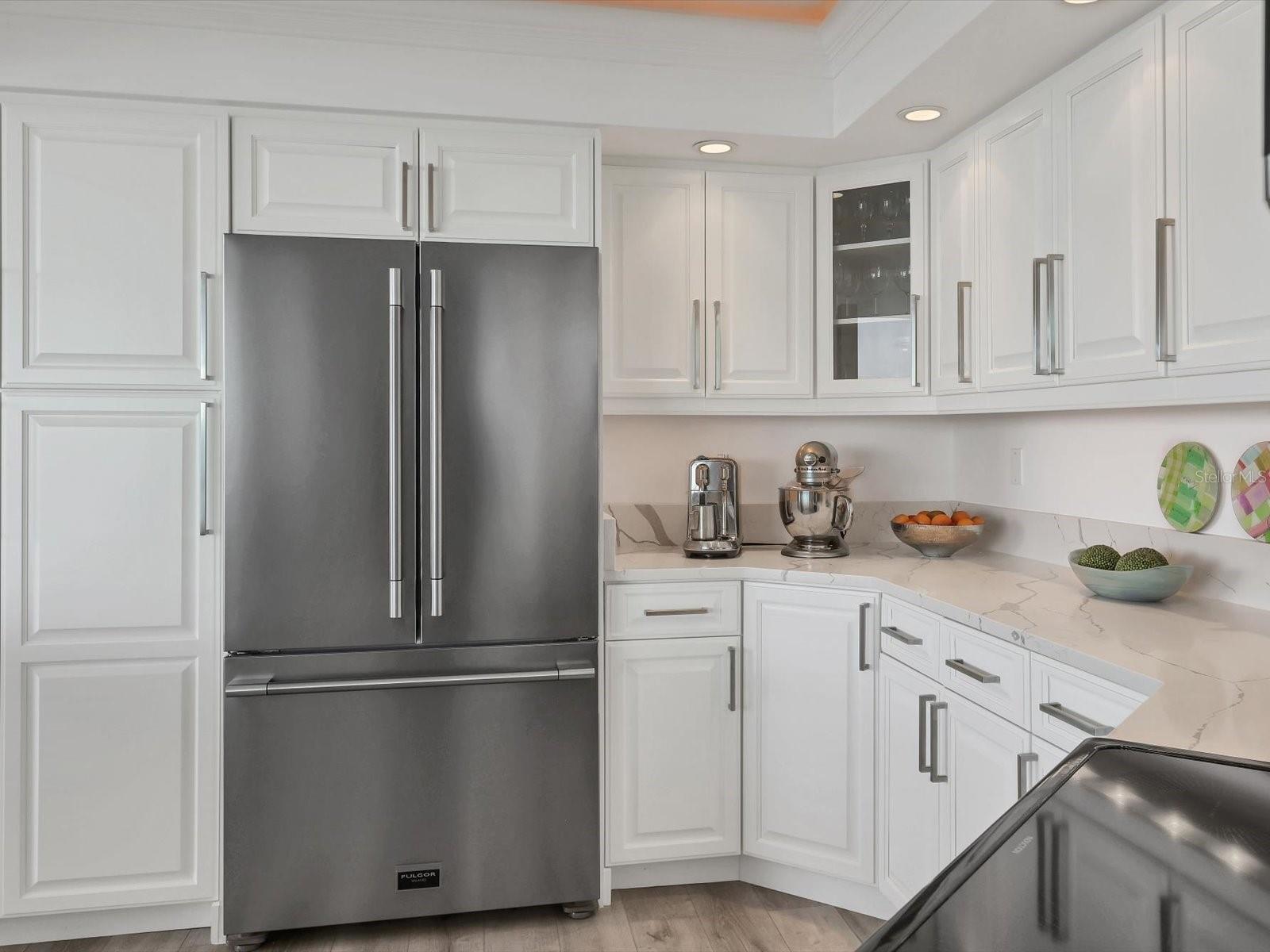 CONDO ON THE BAY TOWER II - Residential