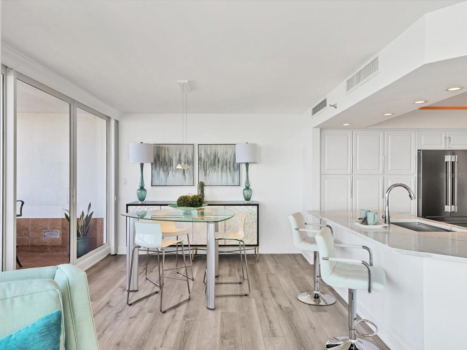 CONDO ON THE BAY TOWER II - Residential