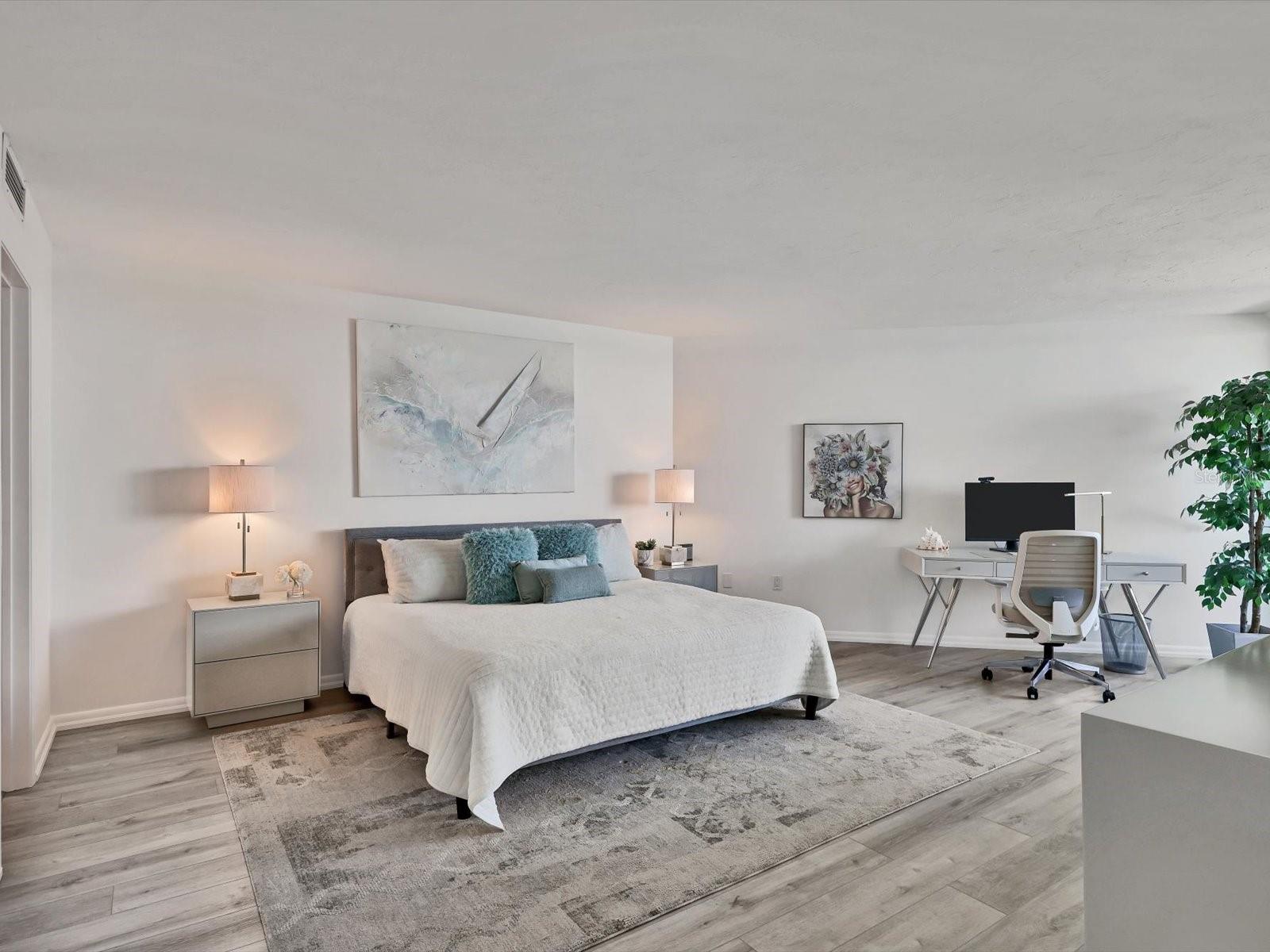 CONDO ON THE BAY TOWER II - Residential