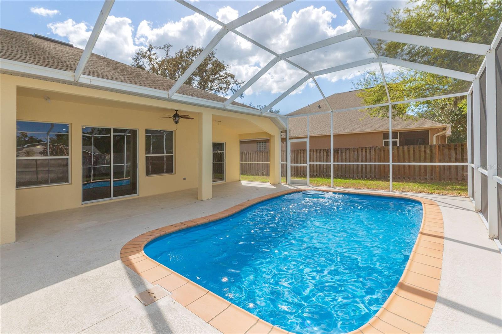 LAKE WEEKS PH 2 & 3 - Residential