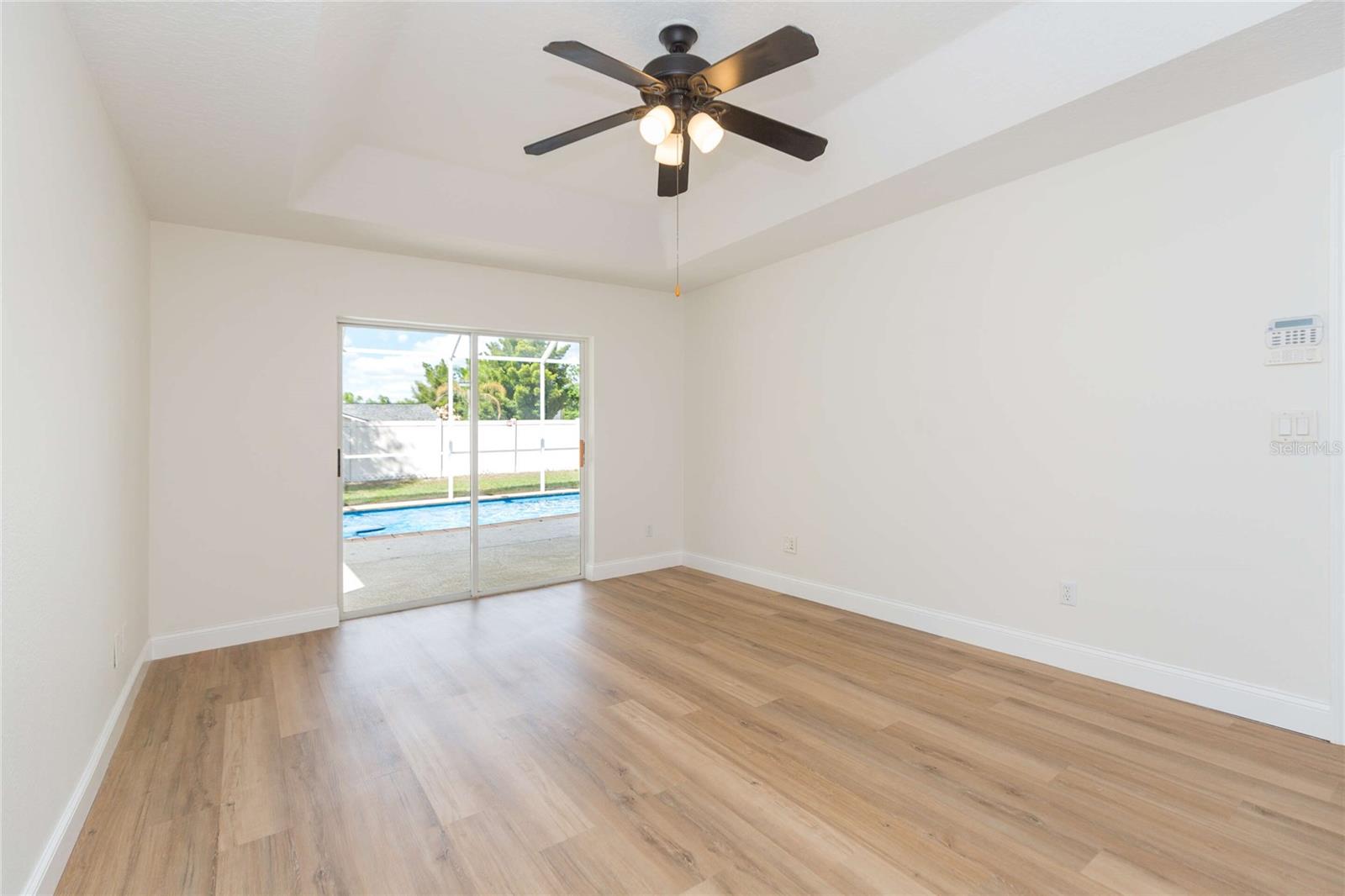 LAKE WEEKS PH 2 & 3 - Residential