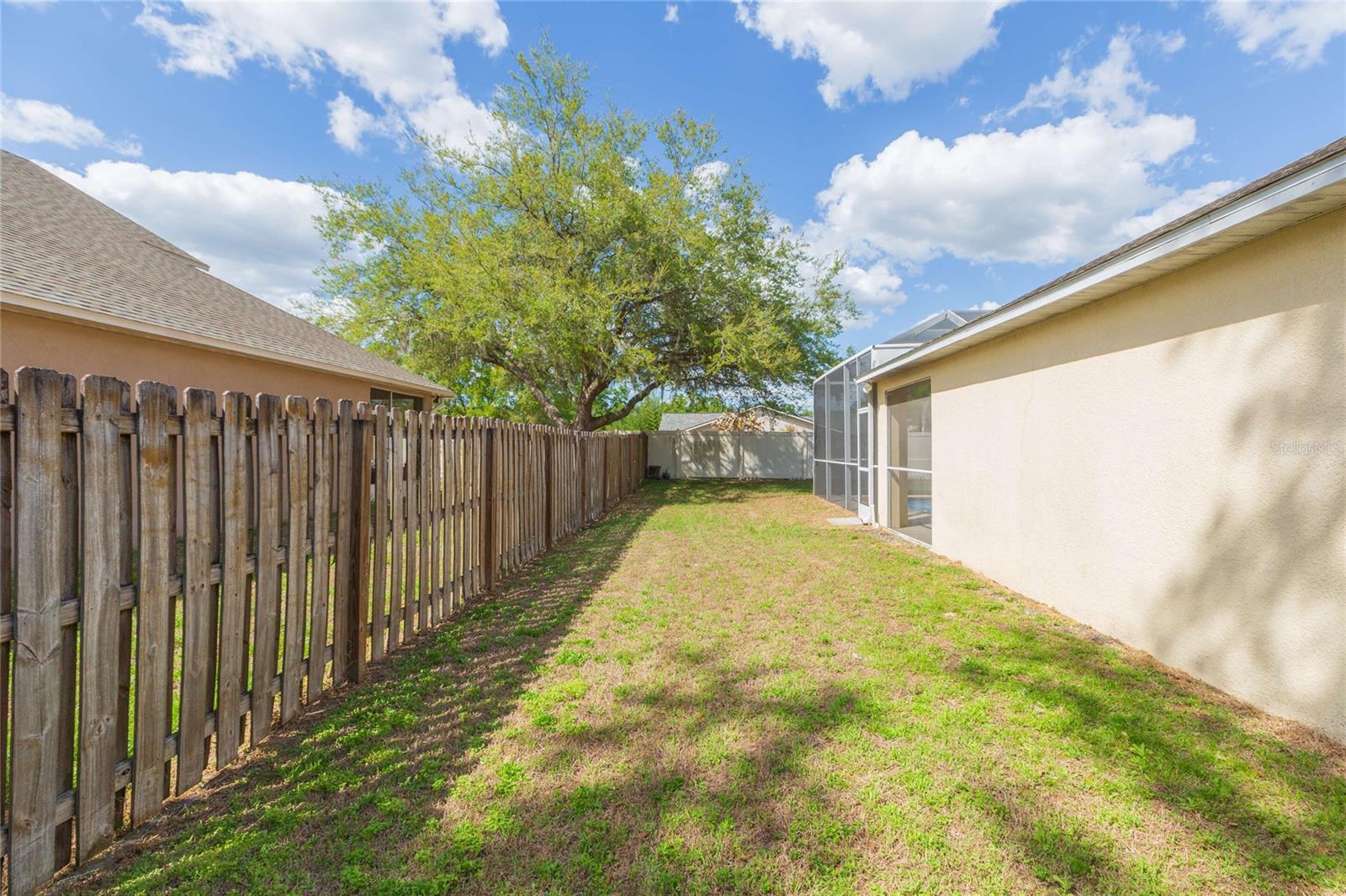 LAKE WEEKS PH 2 & 3 - Residential