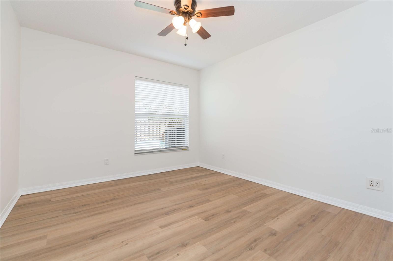 LAKE WEEKS PH 2 & 3 - Residential