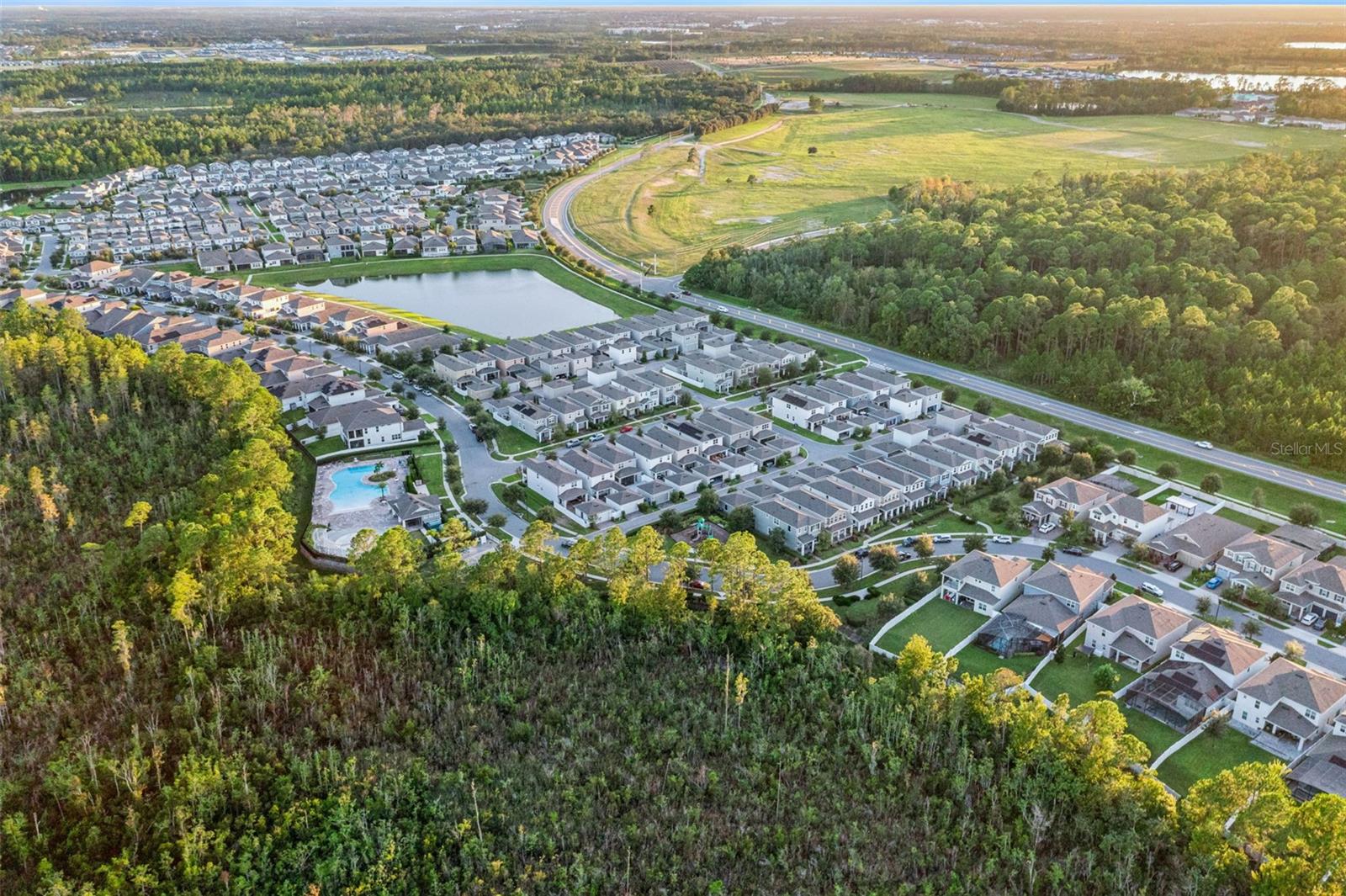 WINDING BAY - Residential