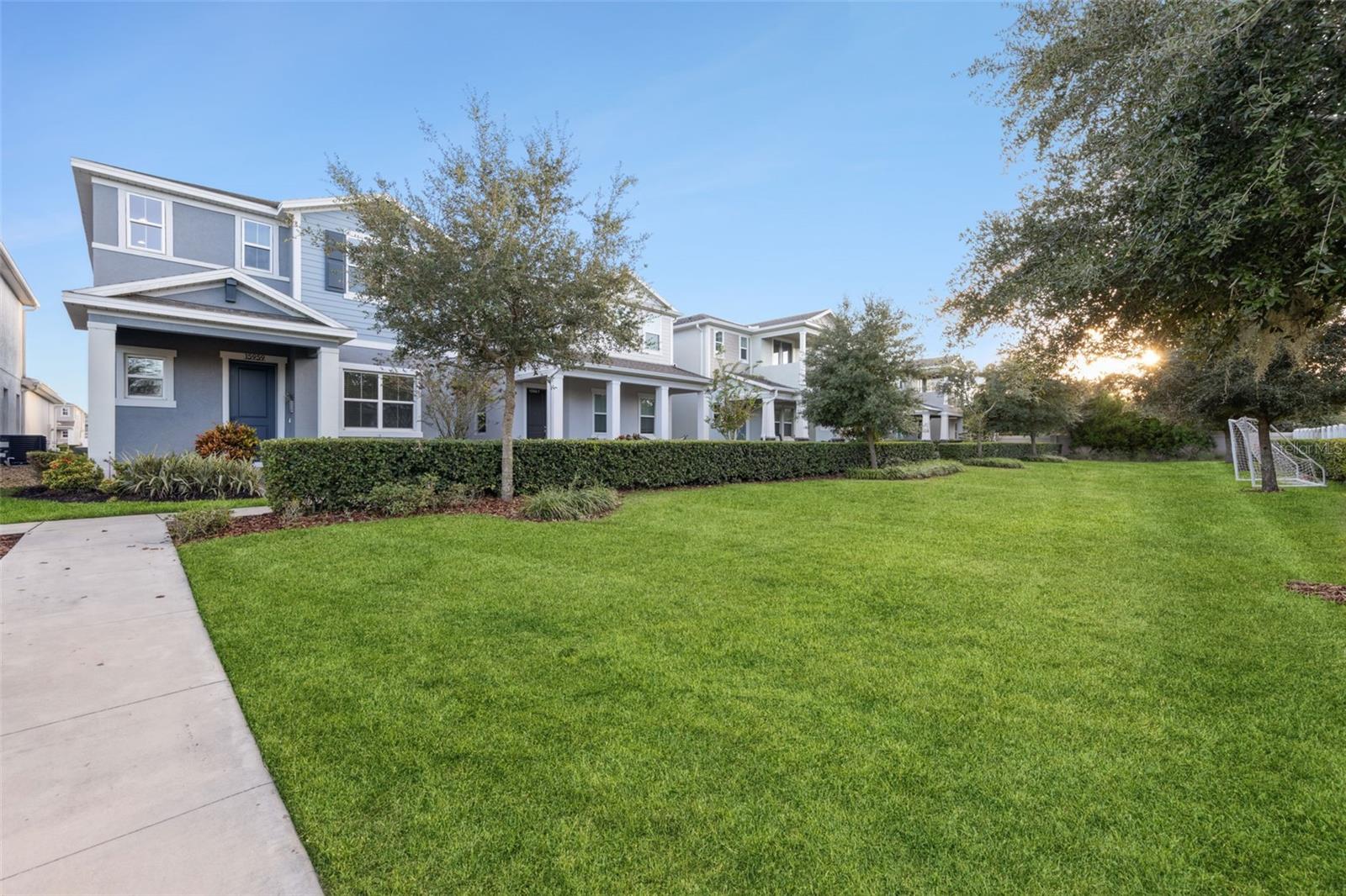 WINDING BAY - Residential